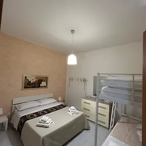 https://apt-alle-porte-del-pigno-house.catania-hotels.net